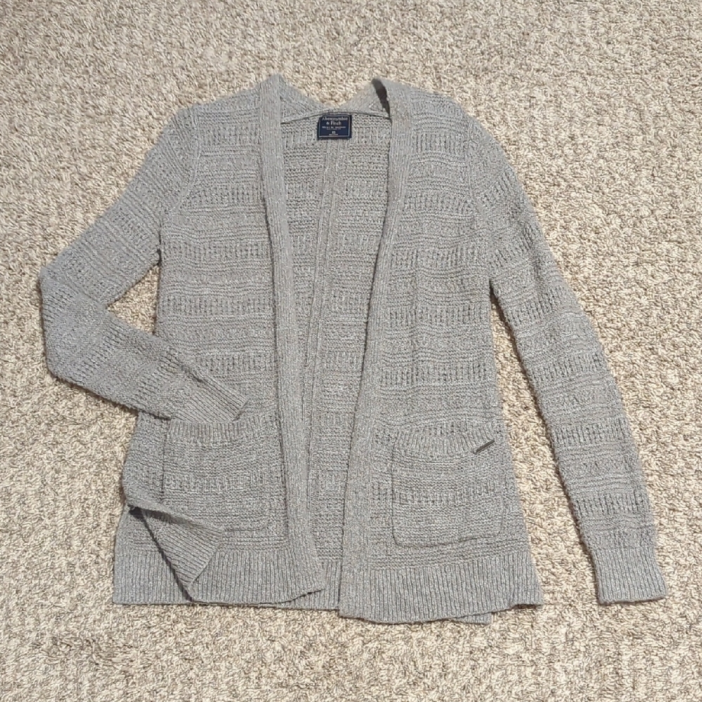 Abercrombie & Fitch Gray Chunky Knit Cardigan Open Front with Pockets Size XS